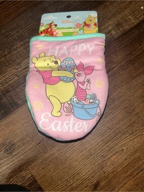 Disney Winnie the Pooh Easter Oven Mitts